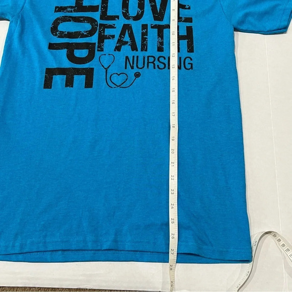Faith, Hope,Love and Nursing Graphic t-shirt. Unisex. Size Medium - Picture 4 of 5
